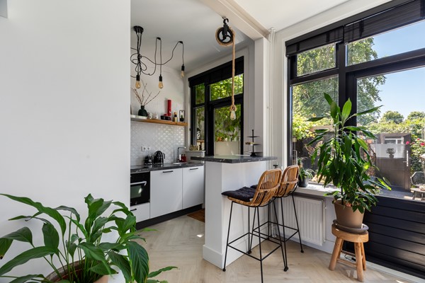 Medium property photo - Jacob van Lennepstraat 5, 3314 RT Dordrecht